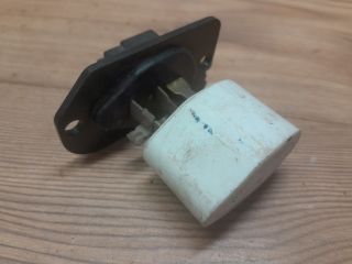 bontott HYUNDAI TRAJET Előtét Ellenállás Fűtőmotor