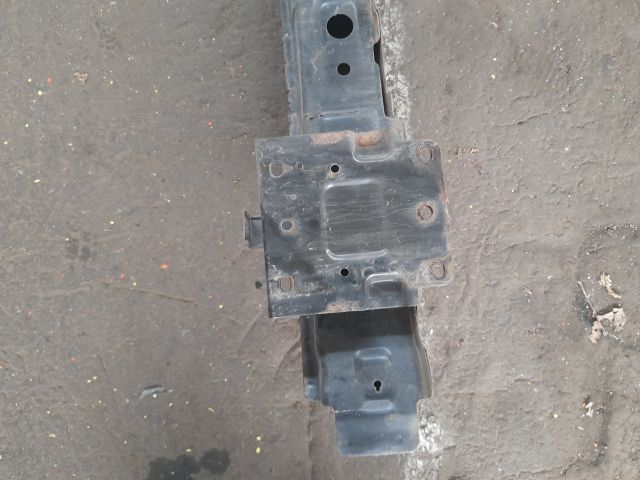 bontott HYUNDAI TRAJET Első Lökhárító Merevítő (Fém)