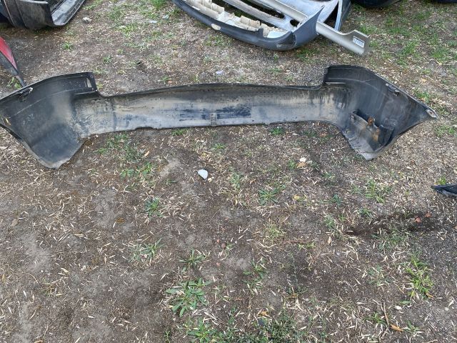bontott HYUNDAI TRAJET Hátsó Lökhárító (Részeivel)