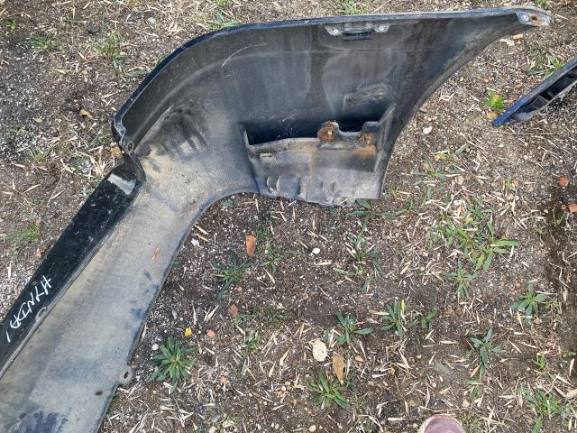 bontott HYUNDAI TRAJET Hátsó Lökhárító (Részeivel)