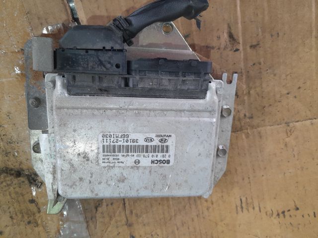 bontott HYUNDAI TRAJET Jobb első Ablakemelő Elektronika