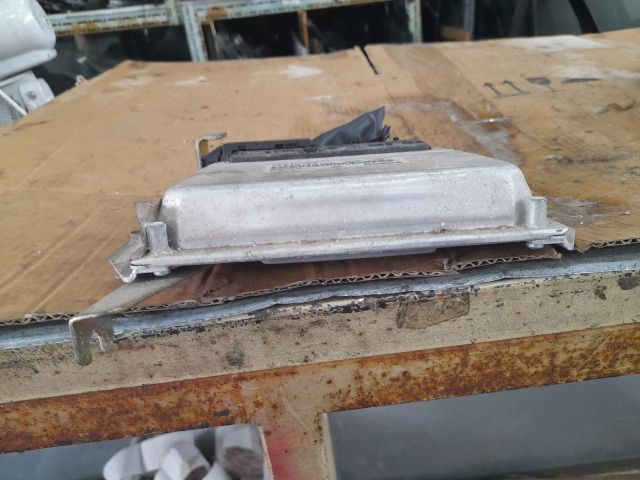 bontott HYUNDAI TRAJET Jobb első Ablakemelő Elektronika