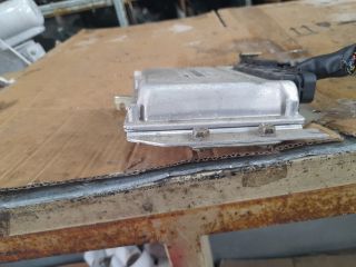 bontott HYUNDAI TRAJET Jobb első Ablakemelő Elektronika