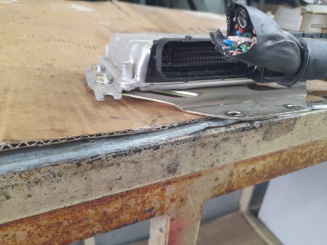 bontott HYUNDAI TRAJET Jobb első Ablakemelő Elektronika