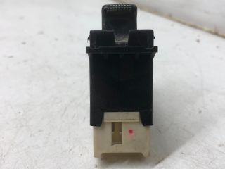 bontott HYUNDAI TRAJET Jobb első Ablakemelő Kapcsoló