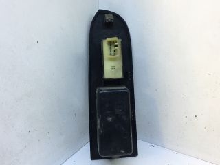 bontott HYUNDAI TRAJET Jobb első Ablakemelő Kapcsoló