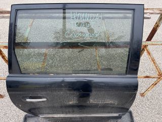 bontott HYUNDAI TRAJET Jobb hátsó Ajtó (Részeivel)