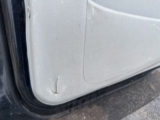 bontott HYUNDAI TRAJET Jobb hátsó Ajtó (Részeivel)