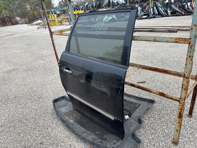 bontott HYUNDAI TRAJET Jobb hátsó Ajtó (Részeivel)