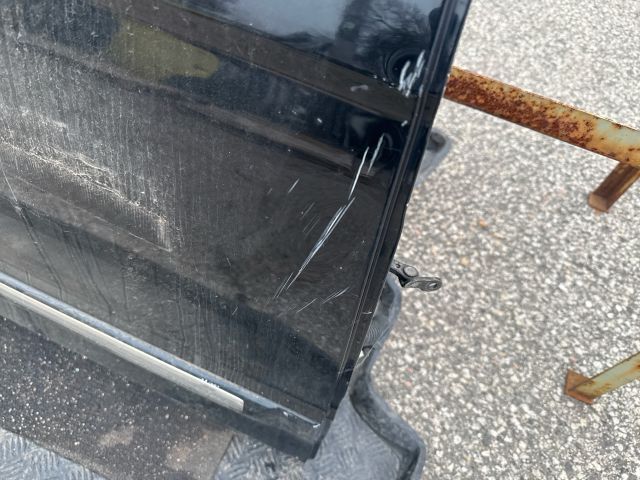 bontott HYUNDAI TRAJET Jobb hátsó Ajtó (Részeivel)