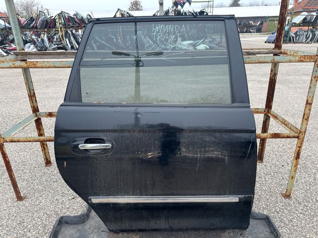 bontott HYUNDAI TRAJET Jobb hátsó Ajtó (Részeivel)