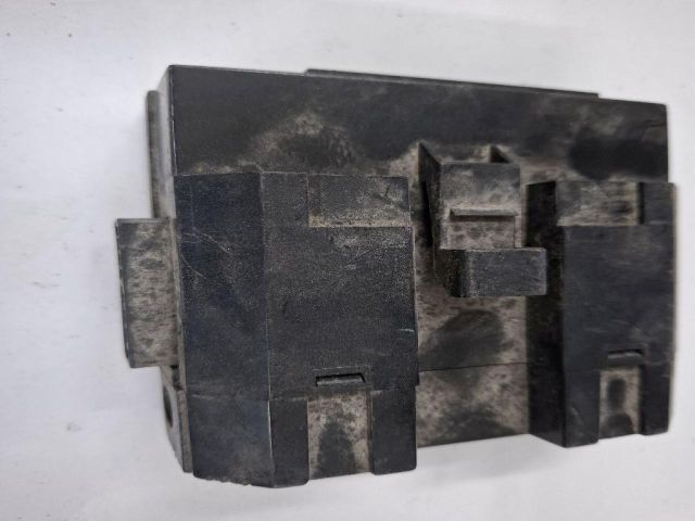 bontott HYUNDAI TRAJET Komfort Elektronika