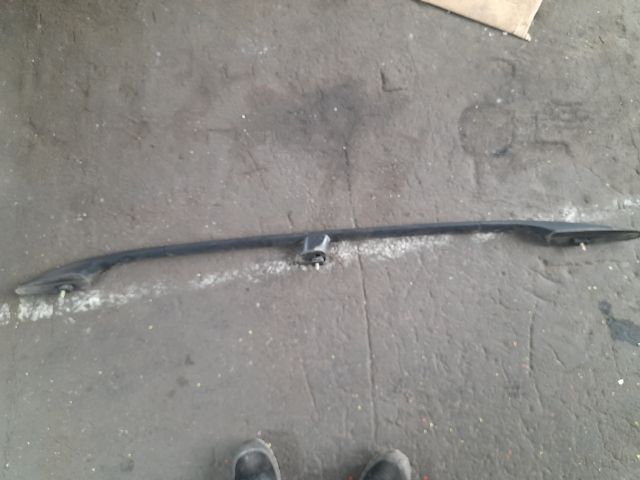 bontott HYUNDAI TRAJET Tetőpolc Tartó