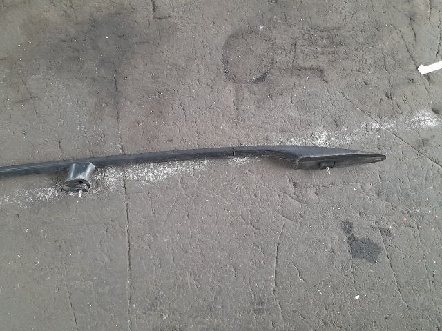 bontott HYUNDAI TRAJET Tetőpolc Tartó