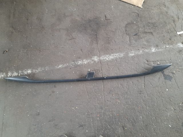 bontott HYUNDAI TRAJET Tetőpolc Tartó