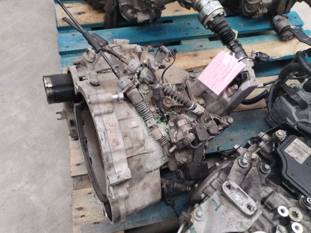 bontott HYUNDAI TUCSON Váltó (Mechanikus)