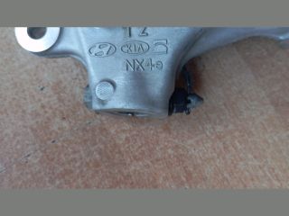 bontott HYUNDAI TUCSON Bal első Csonkállvány