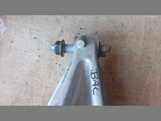 bontott HYUNDAI TUCSON Bal első Csonkállvány