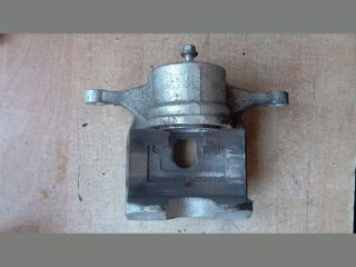 bontott HYUNDAI TUCSON Bal első Féknyereg Munkahengerrel