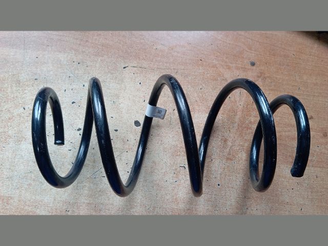 bontott HYUNDAI TUCSON Első Rugó