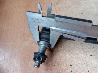 bontott HYUNDAI TUCSON Első Stabilizátor Pálca