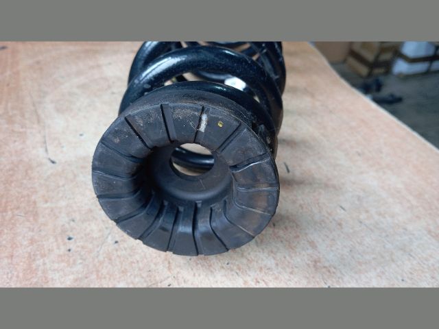 bontott HYUNDAI TUCSON Hátsó Rugó