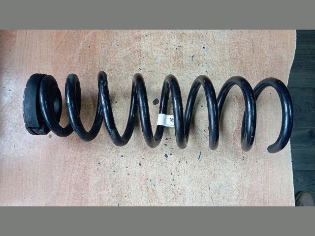 bontott HYUNDAI TUCSON Hátsó Rugó