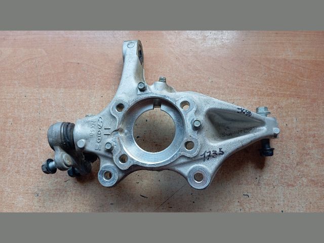 bontott HYUNDAI TUCSON Jobb első Csonkállvány