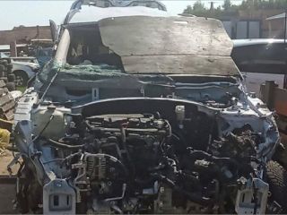 bontott HYUNDAI TUCSON Jobb első Féknyereg Munkahengerrel