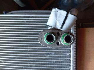 bontott HYUNDAI TUCSON Klímahűtő Radiátor