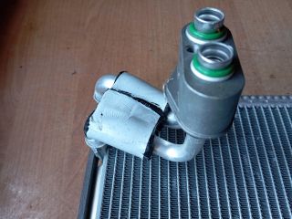 bontott HYUNDAI TUCSON Klímahűtő Radiátor