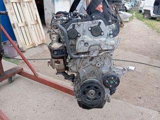 bontott HYUNDAI TUCSON Motor (Fűzött blokk hengerfejjel)