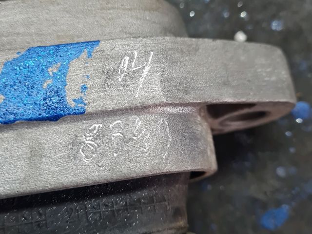 bontott HYUNDAI TUCSON Motor Tartó Bak (Fém)