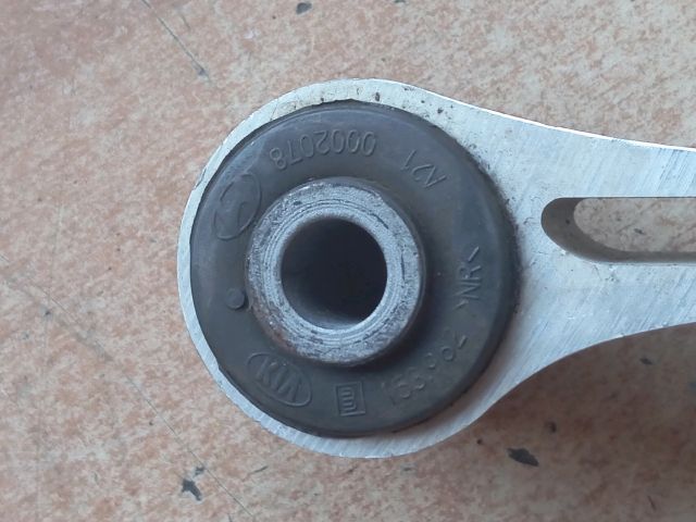 bontott HYUNDAI TUCSON Motor Tartó Bak (Fém)