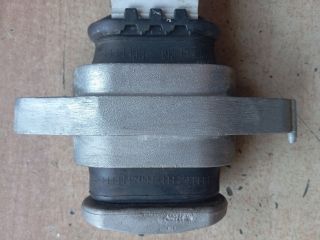 bontott HYUNDAI TUCSON Motor Tartó Bak (Fém)