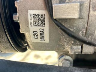 bontott HYUNDAI TUCSON Komplett Motor (Segédberendezésekkel)