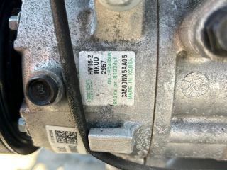 bontott HYUNDAI TUCSON Komplett Motor (Segédberendezésekkel)