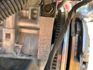 bontott HYUNDAI TUCSON Komplett Motor (Segédberendezésekkel)