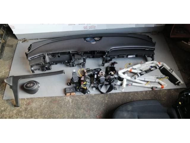 bontott HYUNDAI TUCSON Motorvezérlő