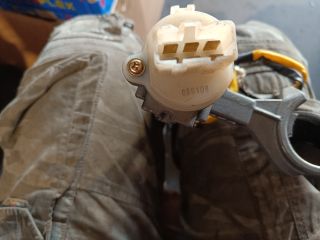 bontott HYUNDAI TUCSON Gyújtáskapcsoló