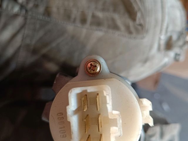 bontott HYUNDAI TUCSON Gyújtáskapcsoló