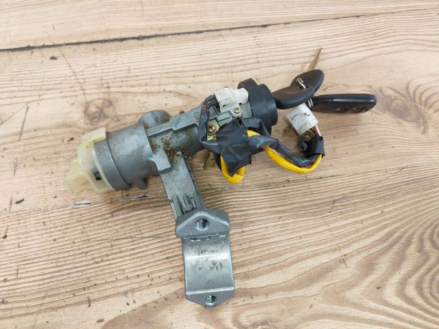 bontott HYUNDAI TUCSON Gyújtáskapcsoló