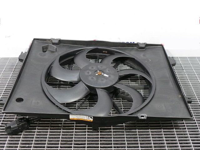 bontott HYUNDAI TUCSON Hűtőventilátor