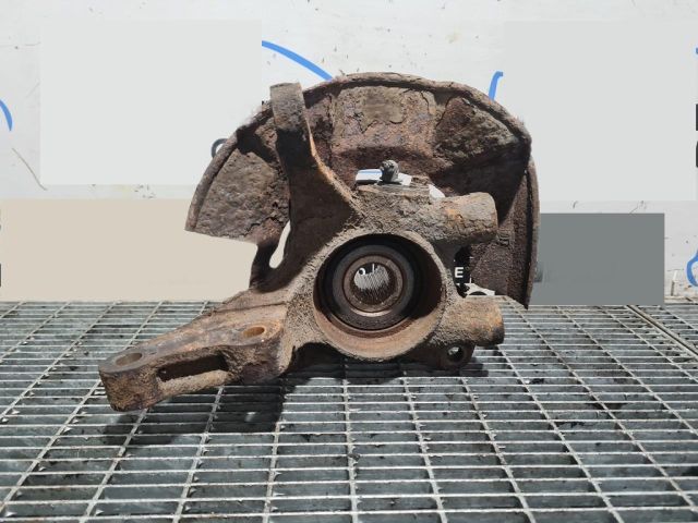 bontott HYUNDAI TUCSON Jobb első Csonkállvány