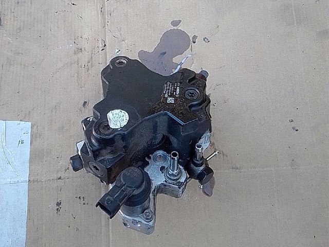 bontott HYUNDAI TUCSON Nagynyomású Szivattyú