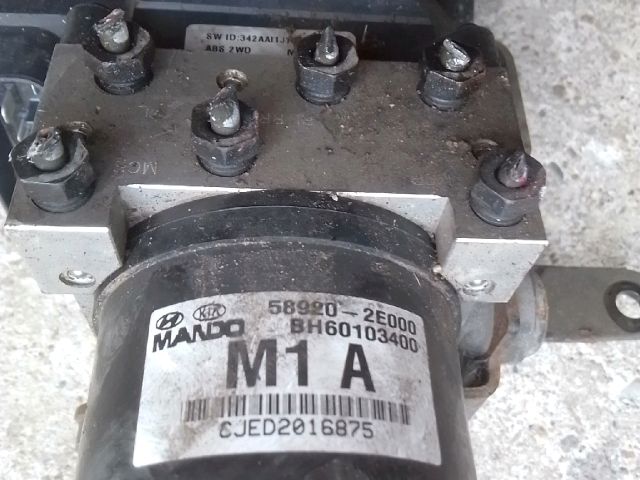 bontott HYUNDAI TUCSON ABS Kocka