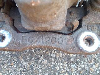 bontott HYUNDAI TUCSON Bal hátsó Féknyereg Munkahengerrel