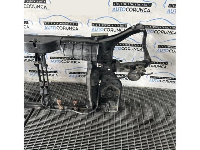 bontott HYUNDAI TUCSON Homlokfal (Üres lemez)