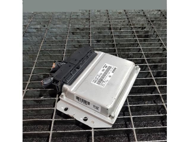 bontott HYUNDAI TUCSON Motorvezérlő