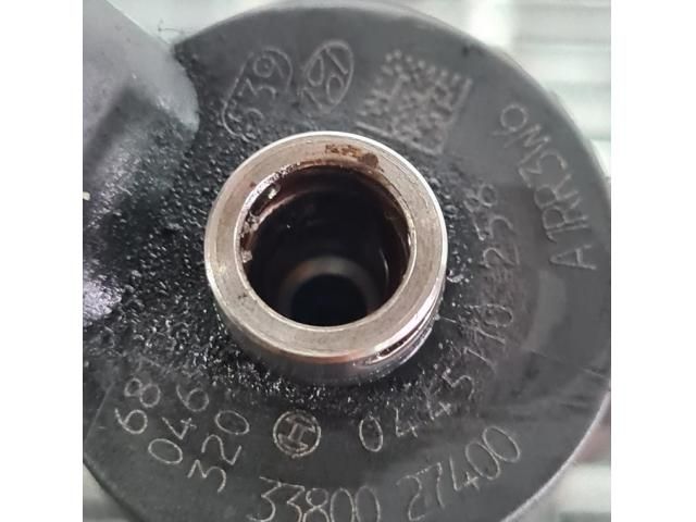 bontott HYUNDAI TUCSON Porlasztó (1 db)